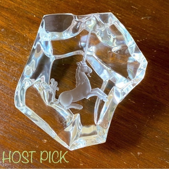 Val St Lambert UNICORN Unique Signed/numbered Iceberg Crystal etched paperweight - Picture 2 of 13